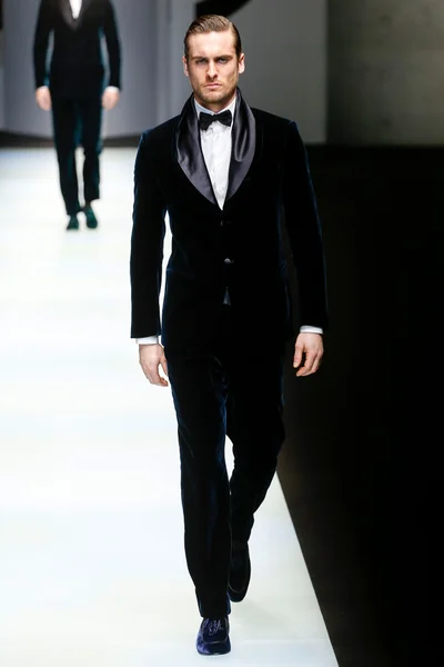 Look 93